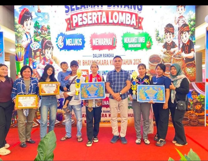 
					WAKILI POLRES BARITO UTARA, PESERTA DARI KECAMATAN GUNUNG PUREI RAIH JUARA PADA LOMBA MENJAWET UWEI TINGKAT POLDA KALTENG