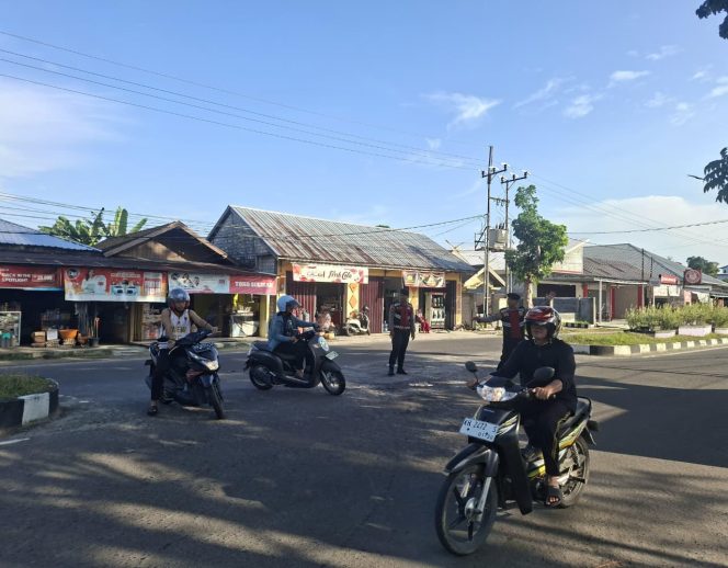 
					Sajikan Jaminan Kenyamanan Jalan Utama, Sat Samapta Polres Sukamara Jaga Jalur Protokol Perkotaan