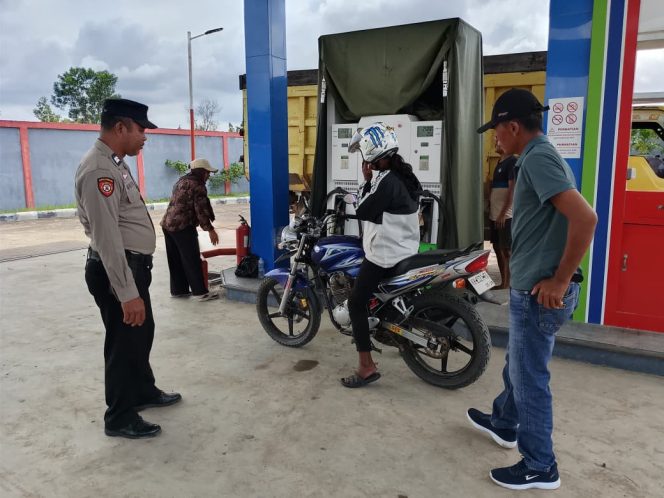
					Pastikan Akurasi Takaran dan Stok BBM, Polsek Sebangau Kuala Lakukan Pengecekan di SPBU