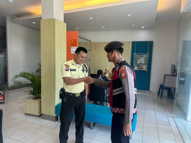 
					Tingkatkan Keamanan Perbankan, Sat Samapta Polres Pulang Pisau Gelar Patroli di BNI