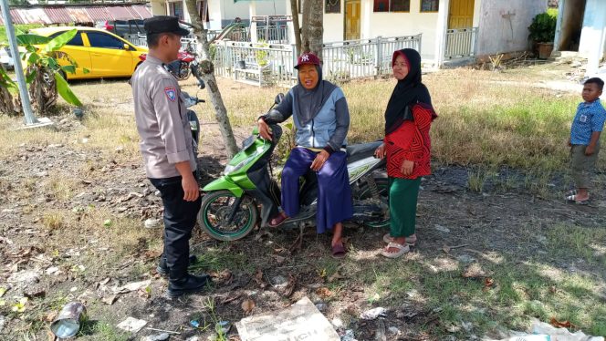 
					Dekatkan Diri dengan Masyarakat, Polsek Pandih Batu Gencarkan Silaturahmi Door to Door
