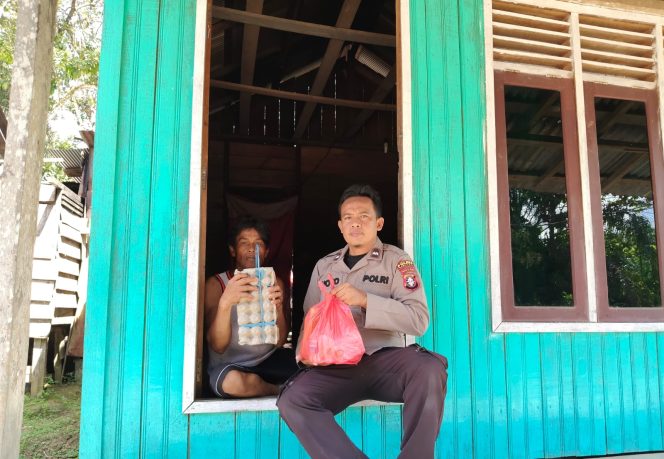 
					POLSEK SERUYAN TENGAH GELAR BAKTI SOSIAL BERBAGI SESAMA DENGAN WARGA RANTAU PULUT