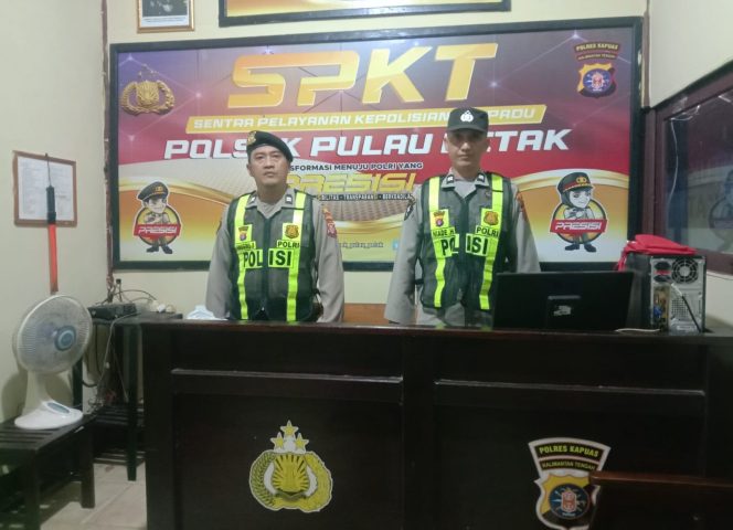 
					POLSEK PULAU PETAK LAKSANAKAN KEGIATAN SIAGA MAKO PADA MALAM HARI GUNA CIPTAKAN SITUASI AMAN