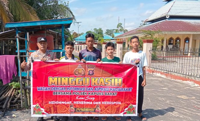 
					Demi Dekat Dengan Masyarakat, Personel Polsek Kapuas Barat Gelar Minggu Kasih Agar Mendengar Aspirasi Masyarakat