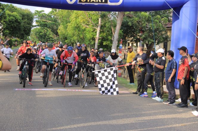 
					GOWES BERSAMA DI HUT BHAYANGKARA KE-80, POLRES SERUYAN DAN MASYARAKAT SERUYAN KAYUH SEMANGAT KEBERSAMAAN