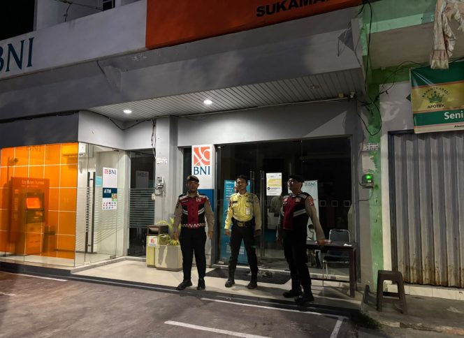 
					Ronda Malam Preventif Objek Vital, Sat Samapta Polres Sukamara Sterilkan Area Bank BNI