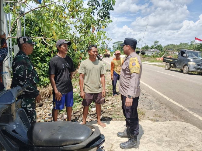 
					Sinergitas TNI-Polri, Polsek Maliku Gelar Patroli Dialogis Bersama Warga