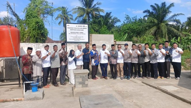 
					Pemerintah Kabupaten Aceh Tamiang Terima Bantuan sumur bor dari SBA dan Dinas ESDM Propinsi Aceh