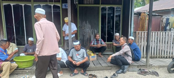 
					Jaga Kamtibmas Tetap kondusif Personil Polsek Kapuas Hilir Rutin Laksanakan Patroli Siang Ke Objek Vital Maupun Ke Pemukiman Warga