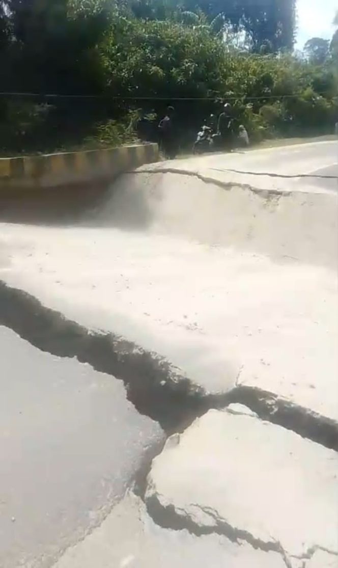 
					Akses Trans Kalimantan Sempat Lumpuh, DPRD Kalteng Desak BPJN Audit Menyeluruh Jembatan dan Box Culvert