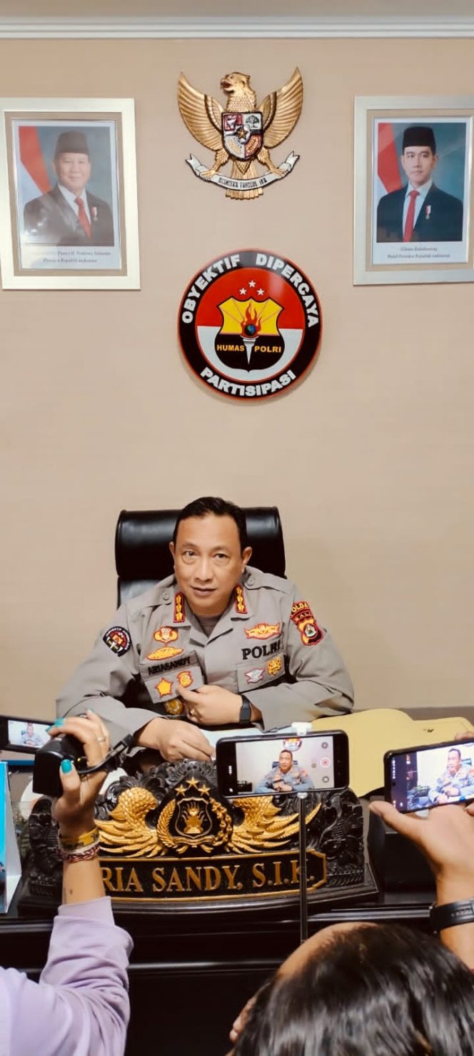 
					Geger! WNA Rusia Dihadang, Diborgol dan Disekap 30 Jam di Kita Selatan Gara-gara Akun Kripto