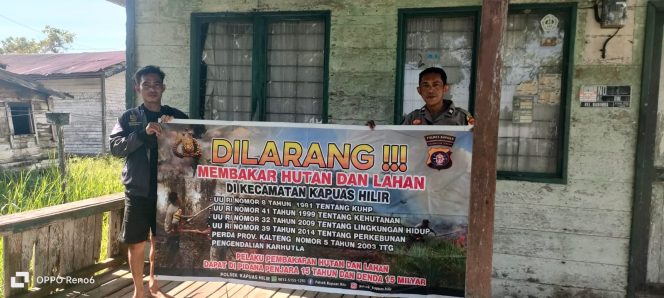 
					Cegah Karhutla Polsek Kapuas Hilir Himbau Warga Agar Tidak Membuka Lahan Dan Kebun Dengan Cara Di Bakar