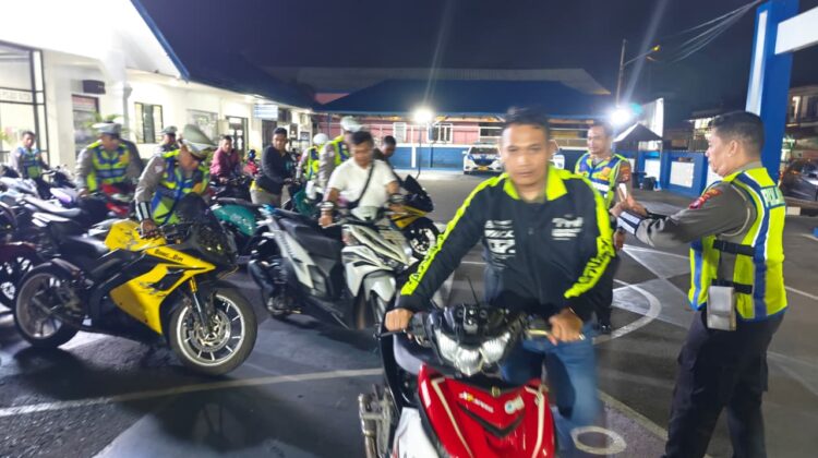 Antisipasi Balap Liar, Satlantas Polres Kotim Amankan 32 Sepeda Motor dalam Patroli Blue Light