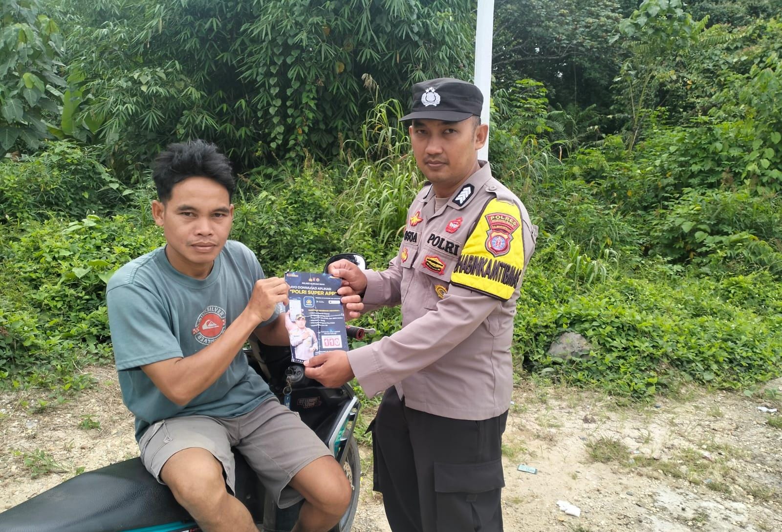 Sambang Masyarakat, Polsek Permata Intan Perkenalkan Aplikasi Super App Polri dan Call Center 110