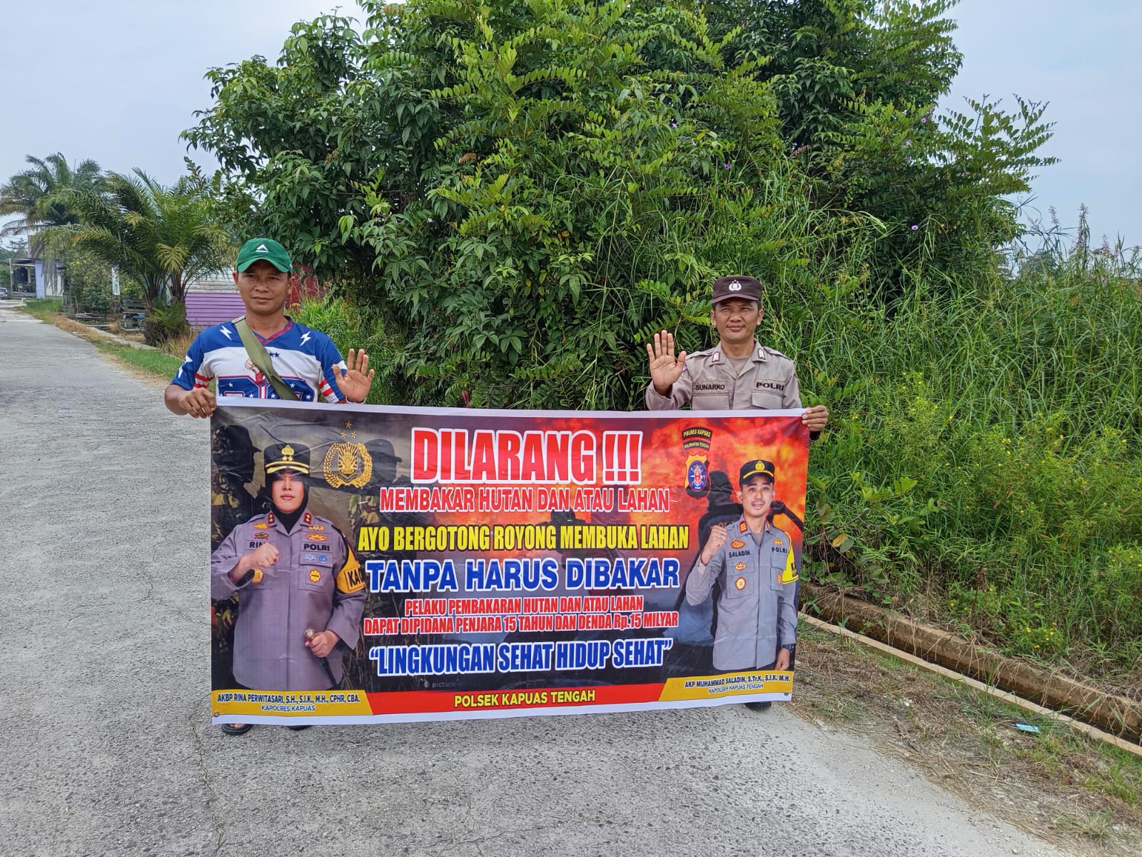 Giat Piket Polsek kapuas tengah Rutin lakukan imbauan larangan karhutla kepada masyarakat.
