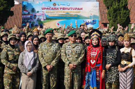 Pangdam III/Siliwangi Tutup Diklat Dasar Militer SPPI KDKMP dan KNMP TA 2026