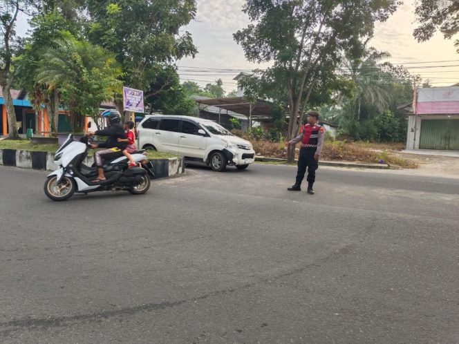 
					Sat Samapta Polres Sukamara Intensifkan Pengaturan Lalu Lintas Pagi Hari, Wujudkan Situasi Aman dan Terkendali