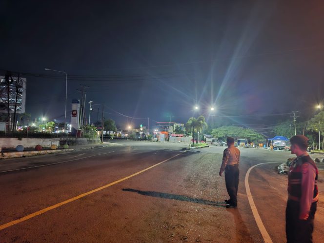 
					Polres Kobar Terus Lakukan Patroli Malam di Area Rawan Tindak Pidana dan Obyek Vital  ‎