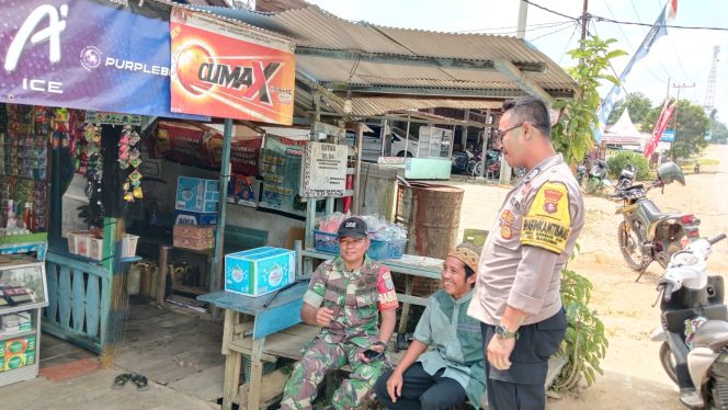 
					Patroli Rutin Personel Polsek Tewah Beri Rasa Aman di Pusat Keramaian