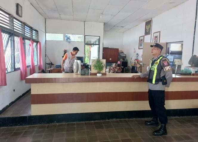 
					Antisipasi Kriminalitas, Polsek Kapuas Barat Patroli Objek Vital di Kelurahan Mandomai
