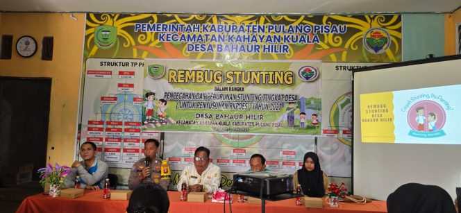 
					Sinergi Lintas Sektor, Bhabinkamtibmas Bahaur Hilir Hadiri Rembug Stunting untuk Program 2027