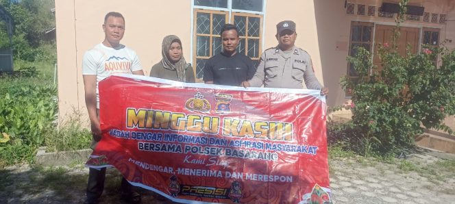 
					Untuk Menampung Aspirasi Masyarakat Polsek Basarang Melaksanakan Giat Minggu Kasih Di Desa Basarang Jaya