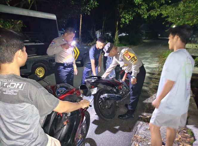 
					Berantas Premanisme, Polsek Kahayan Tengah Gelar Razia KRYD Malam Hari