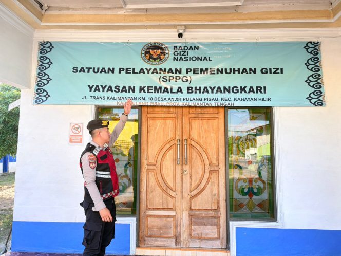 
					Sat Samapta Polres Pulang Pisau Kawal Aktivasi SPPG demi Kelancaran Program Makan Bergizi Gratis