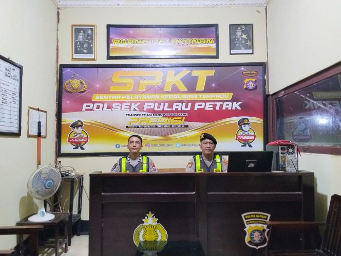
					POLSEK PULAU PETAK LAKSANAKAN KEGIATAN SIAGA MAKO PADA MALAM HARI GUNA CIPTAKAN SITUASI AMAN