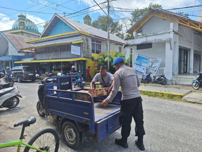 
					Gali Informasi Wilayah Pesisir, Sat Polairud Polres Sukamara Gelar Sambang Dialogis di DAS Jelai