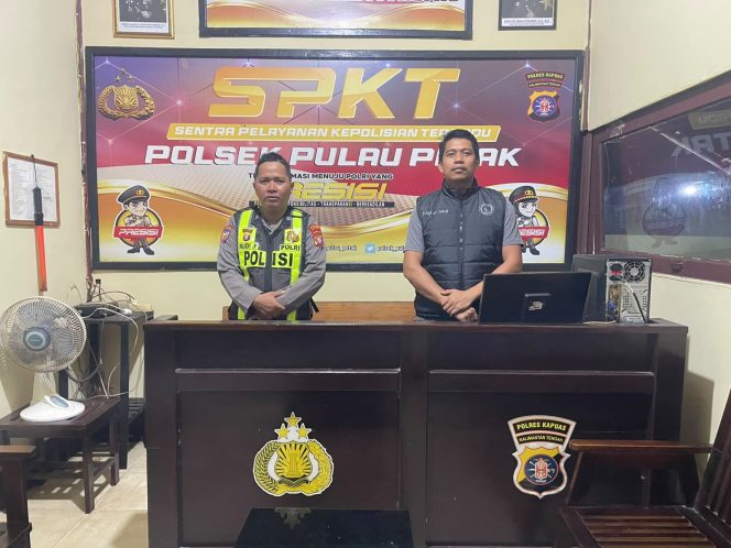 
					POLSEK PULAU PETAK LAKSANAKAN KEGIATAN SIAGA MAKO PADA MALAM HARI GUNA CIPTAKAN SITUASI AMAN