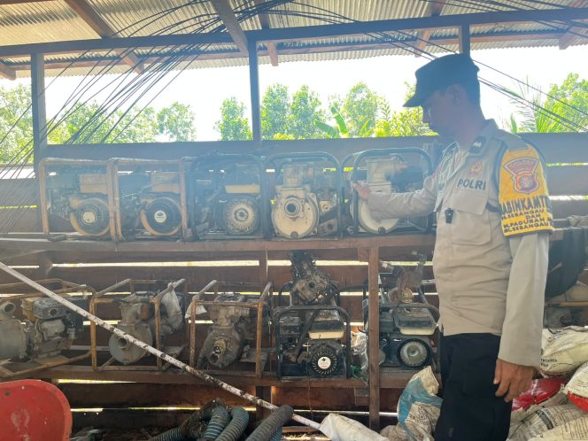 
					Antisipasi Kebakaran Hutan, Personil Polsek Sebangau Kuala Lakukan Pengecekan Intensif Alat Karhutla