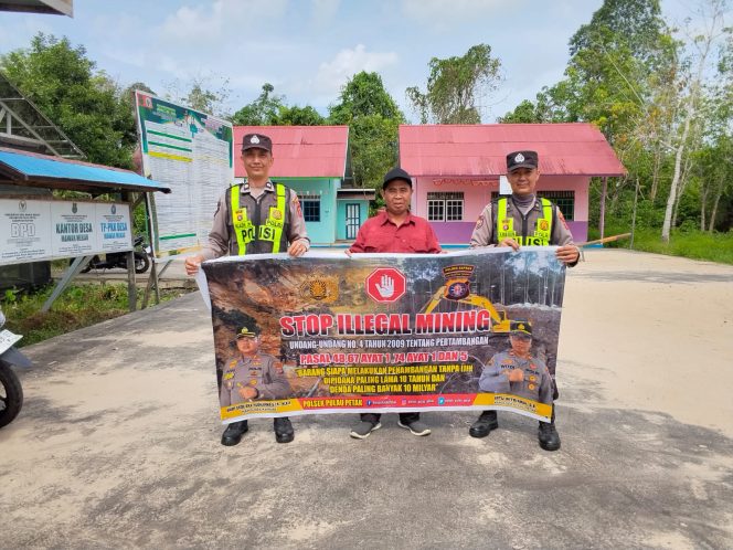 
					PERSONEL POLSEK PULAU PETAK LAKSANAKAN SOSIALISASI ILEGAL MINING KE MASYARAKAT GUNA PENCEGAHAN TAMBANG LIAR DI WILAYAH KECAMATAN PULAU PETAK