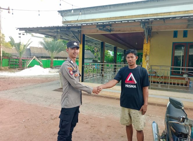 
					Bangun Kemitraan Sosial, Polsek Permata Kecubung Laksanakan Patroli Dialogis Sasar Pemukiman