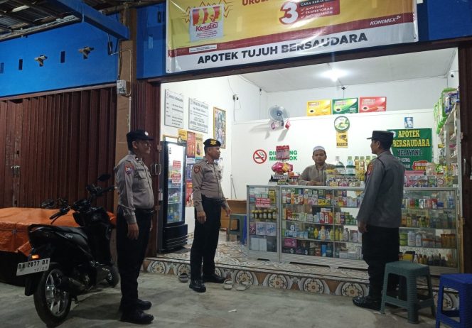 
					Antisipasi Peredaran Obat Terlarang, Polsek Maliku Gelar Patroli Dialogis di Apotek