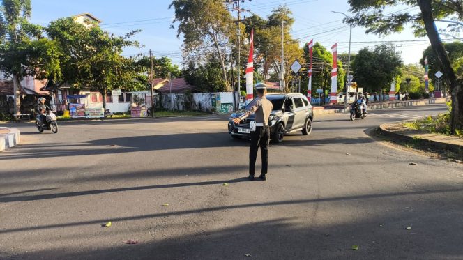 
					SATLANTAS POLRES SERUYAN HADIR DI TITIK RAWAN KEPADATAN, GATUR PAGI WUJUDKAN LALU LINTAS AMAN DAN LANCAR