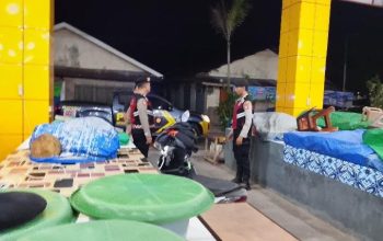 Berikan Perlindungan Lapak Niaga Warga, Sat Samapta Polres Sukamara Monitoring Pasar Saik