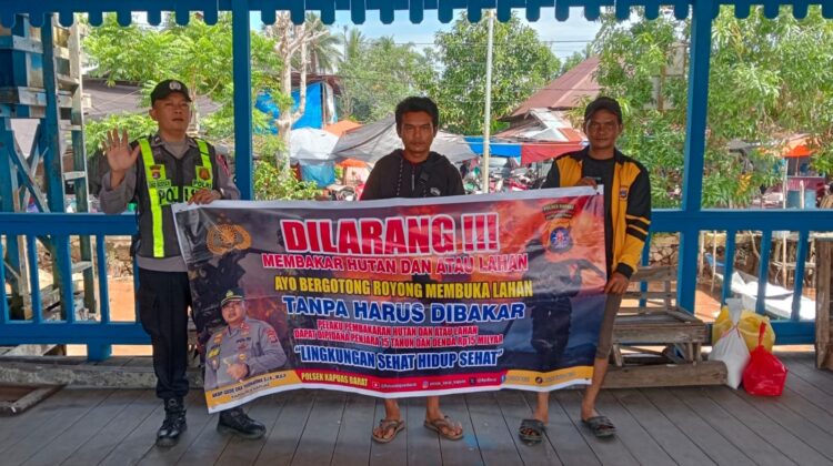Cegah Kebakaran Hutan dan Lahan, Polsek Kapuas Barat Gelar Patroli dan Imbauan di Dermaga Mandomai