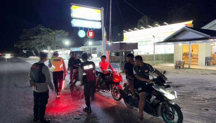 Persempit Ruang Gerak Kriminal, Polsek Banama Tingang Gelar Razia Kilat di Jalur Palangkaraya – Kuala Kurun