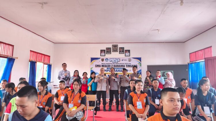 Dukung MPLS, Polsek Banama Tingang Berikan Penyuluhan Bahaya Judi Online hingga Bullying kepada Siswa Baru SMAN 2