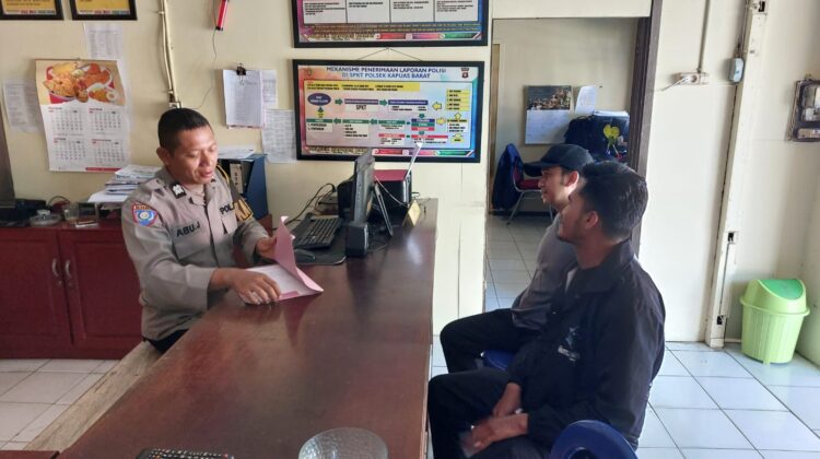 Kedepankan Sikap Humanis, Polsek Kapuas Barat Optimalkan Pelayanan Bagi Warga yang Datang ke Mako