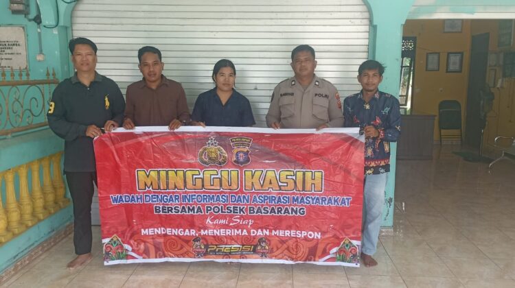 Untuk Menampung Aspirasi Masyarakat Polsek Basarang Melaksanakan Giat Minggu Kasih Di Desa Lunuk Ramba