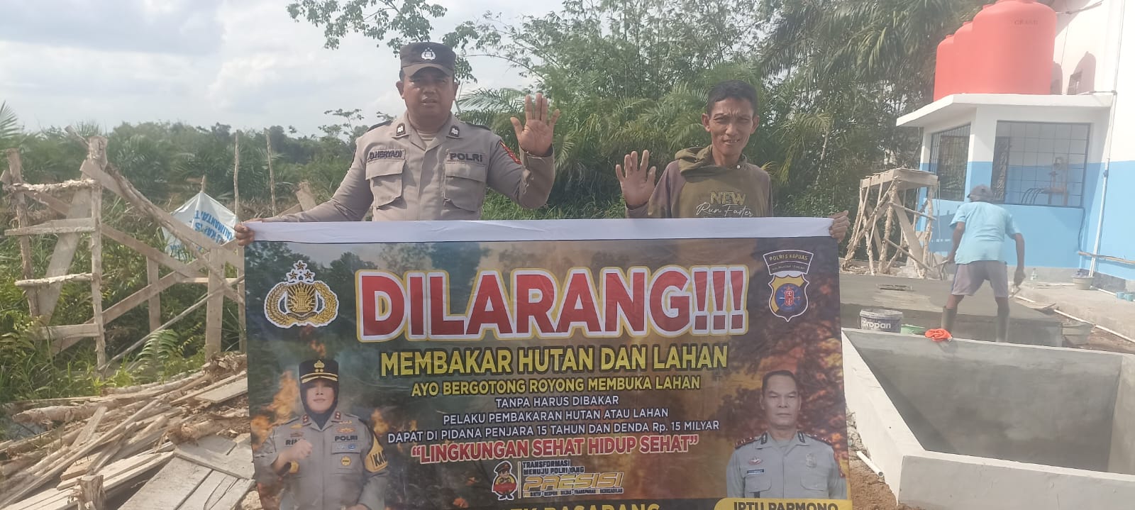 Cegah Terjadinya Karhutla, Anggota Polsek Basarang Lakukan Sosialisasi Secara Rutin
