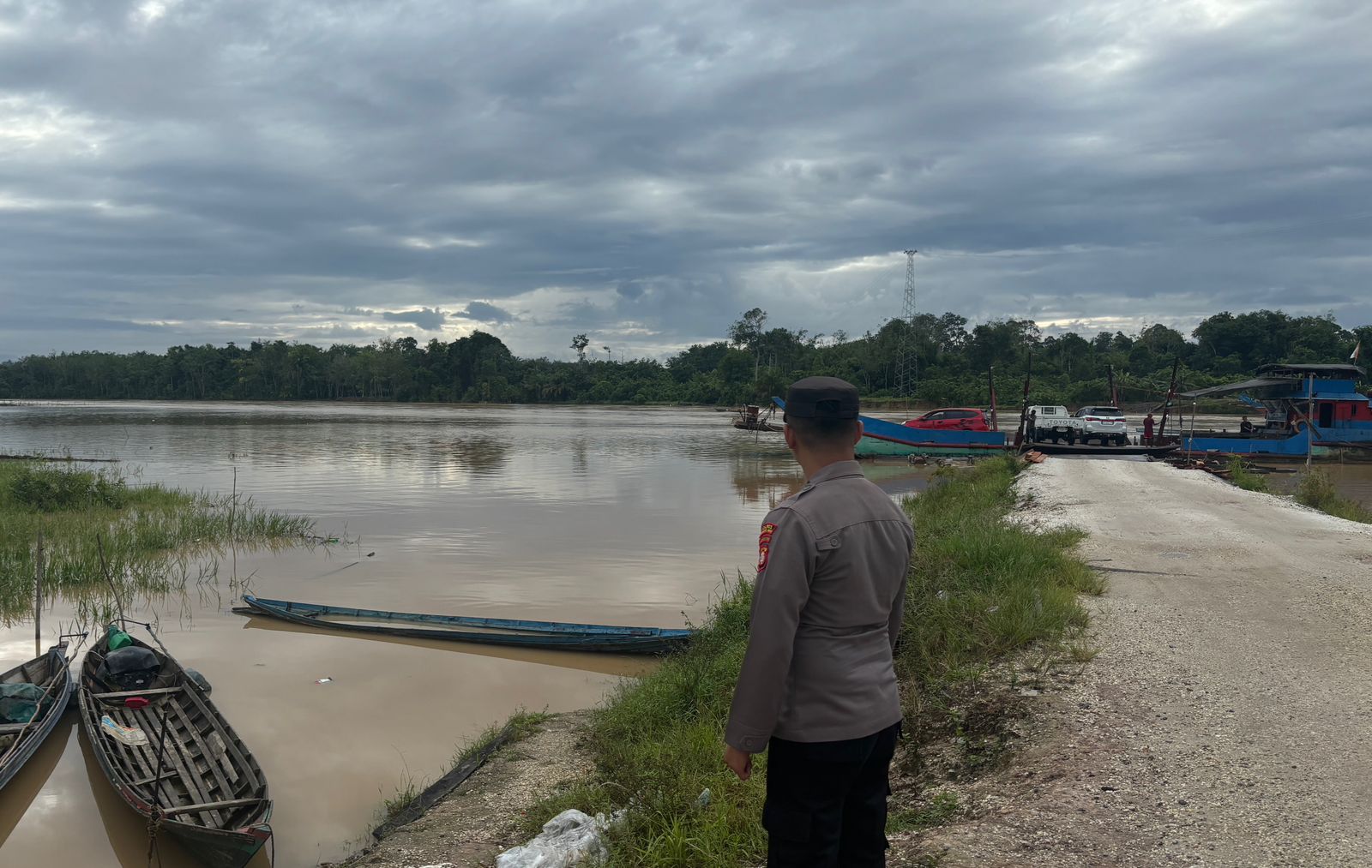Polsek Sepang Siaga Hadapi Potensi Bencana Hidrometeorologi di Wilayah Hukumnya