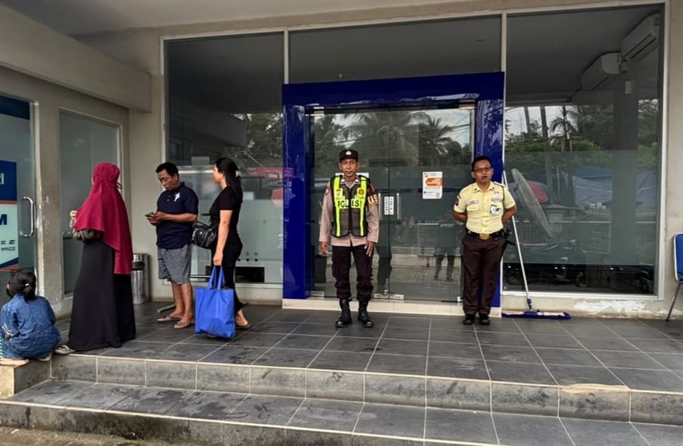 Pastikan Aktivitas Perbankan Tetap Aman, Polsek Kapuas Barat Tingkatkan Patroli di Objek Vital
