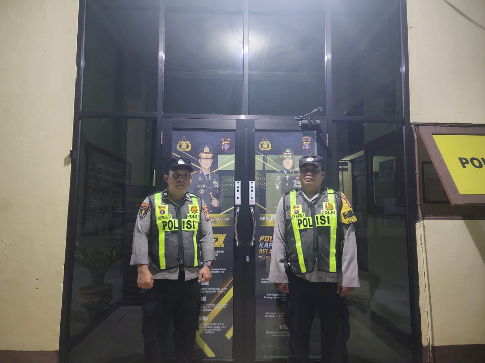 POLSEK PULAU PETAK LAKSANAKAN KEGIATAN SIAGA MAKO PADA MALAM HARI GUNA CIPTAKAN SITUASI AMAN