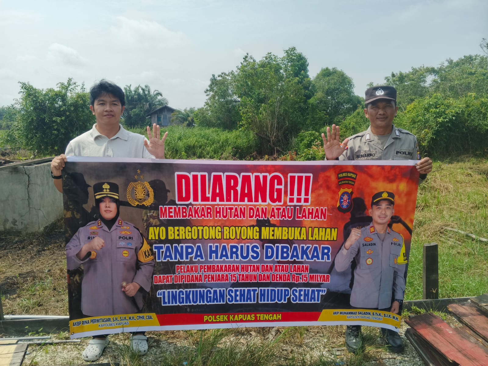 Giat Piket Polsek kapuas tengah Rutin lakukan imbauan larangan karhutla kepada masyarakat.