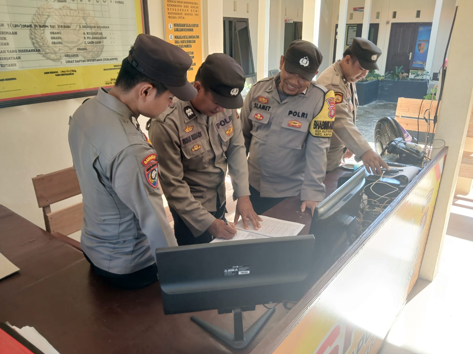 POLSEK KAPUAS TIMUR RUTIN LAKSANAKAN SIAGA PENJAGAAN MAKO, CEGAH ANCAMAN MAUPUN GANGGUAN KAMTIBMAS