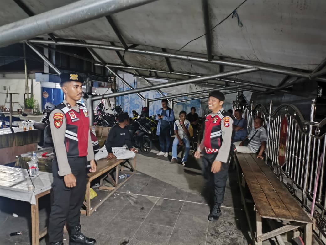 Pastikan Kawasan Dermaga Tetap Aman, Sat Samapta Polres Sukamara Patroli Malam di Pelabuhan Speed Boat