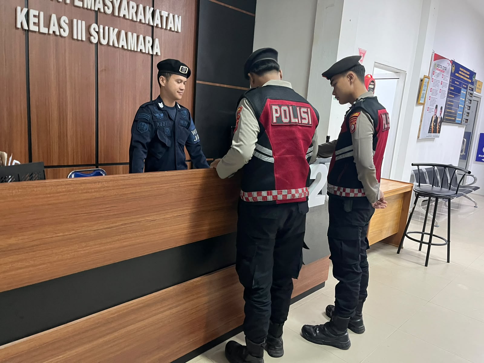 Perkuat Kesiapsiagaan Pengamanan, Sat Samapta Polres Sukamara Pantau Lapas Kelas III pada Malam Hari